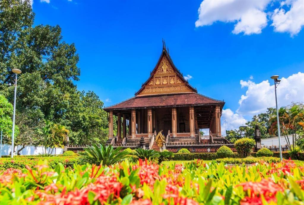 Vientiane Plaza Hotel Εξωτερικό φωτογραφία