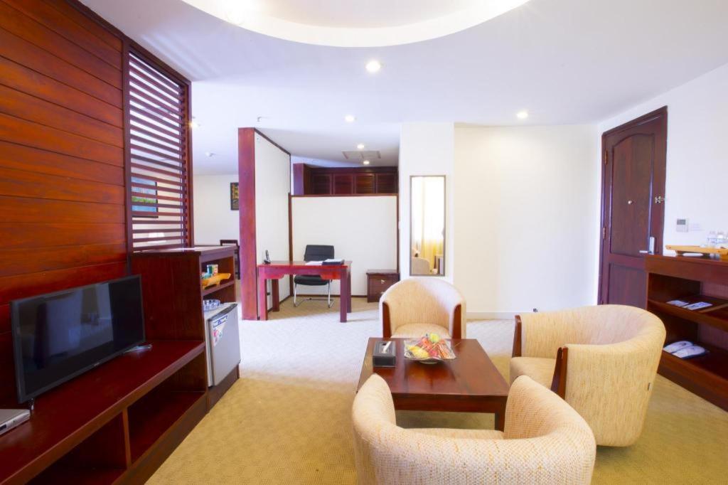 Vientiane Plaza Hotel Εξωτερικό φωτογραφία