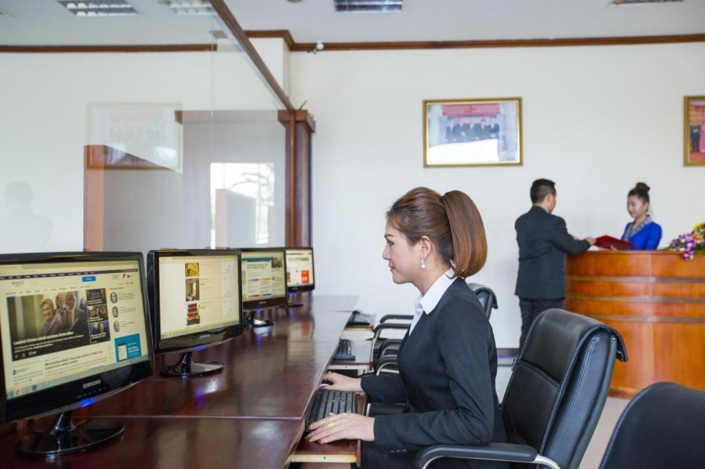 Vientiane Plaza Hotel Εξωτερικό φωτογραφία